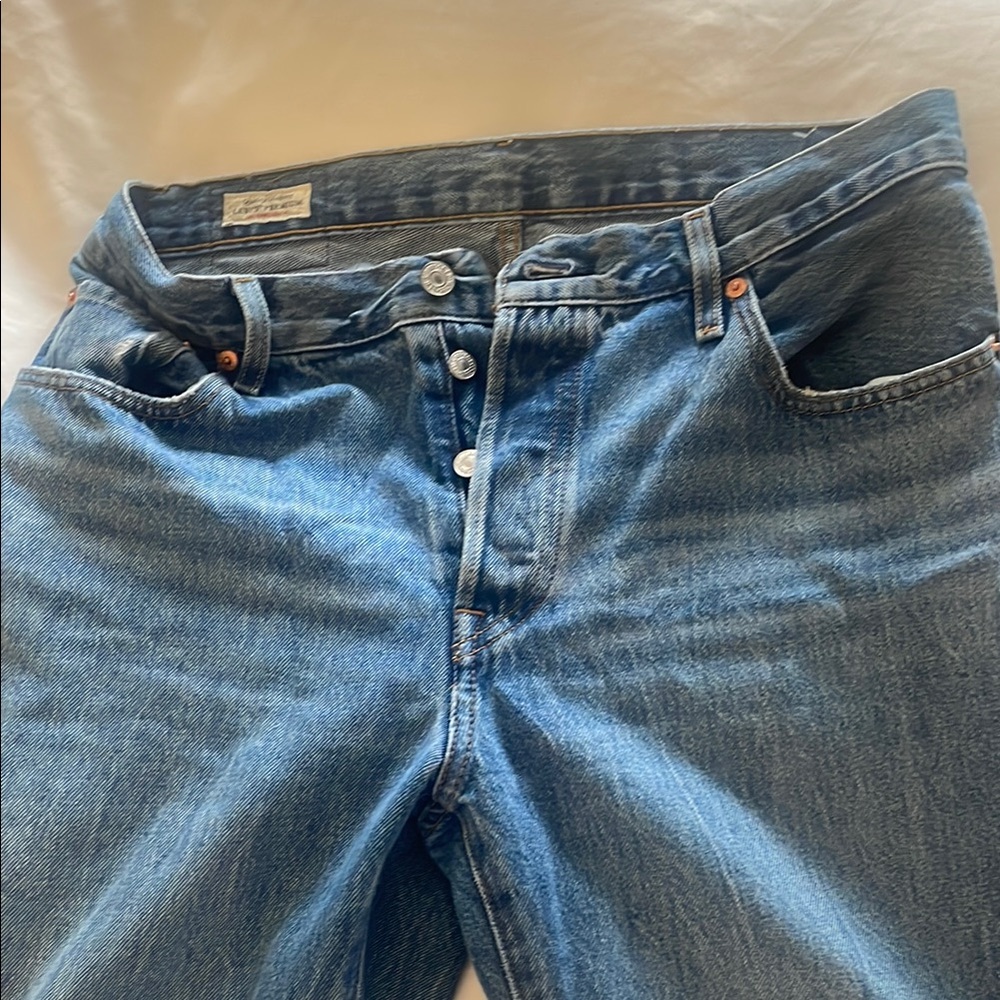 Blue Relaxed Fit Jeans with Contrast Stitching